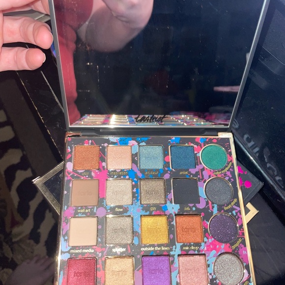 Tarte tartiest pro pallet shadows the remix - Picture 4 of 5